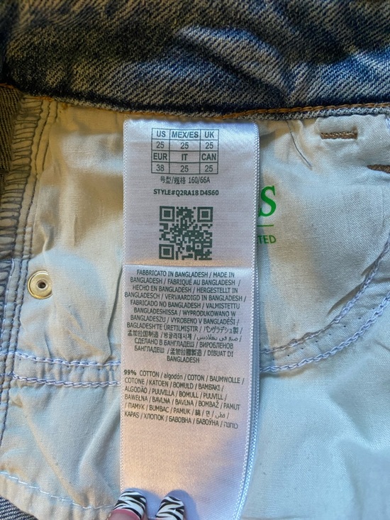 GUESS Light Blue Distressed Boyfriend Jeans - Picture 9 of 9